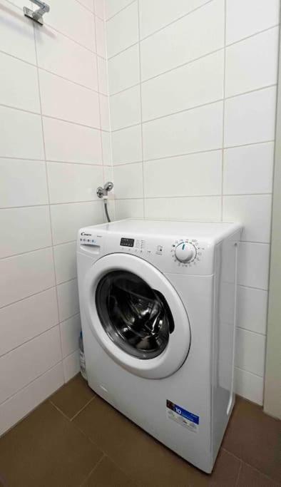 Ch Apartment Lausanne Gare Екстер'єр фото