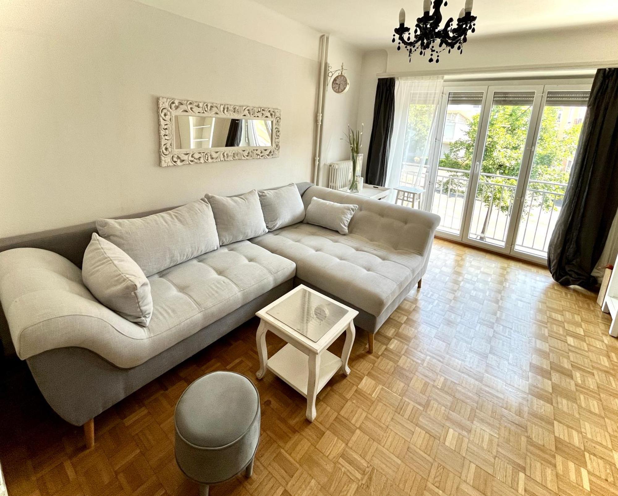 Ch Apartment Lausanne Gare Екстер'єр фото